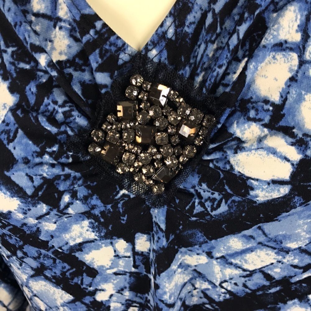 Susan Graver Blue White Top Jewels EUC Size Small - Picture 2 of 5